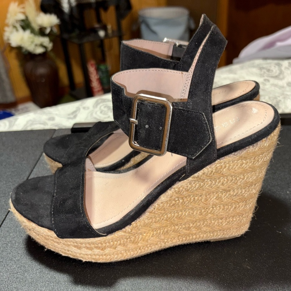 Madden Girl Black and Tan Wedge Espadrilles - Picture 4 of 6
